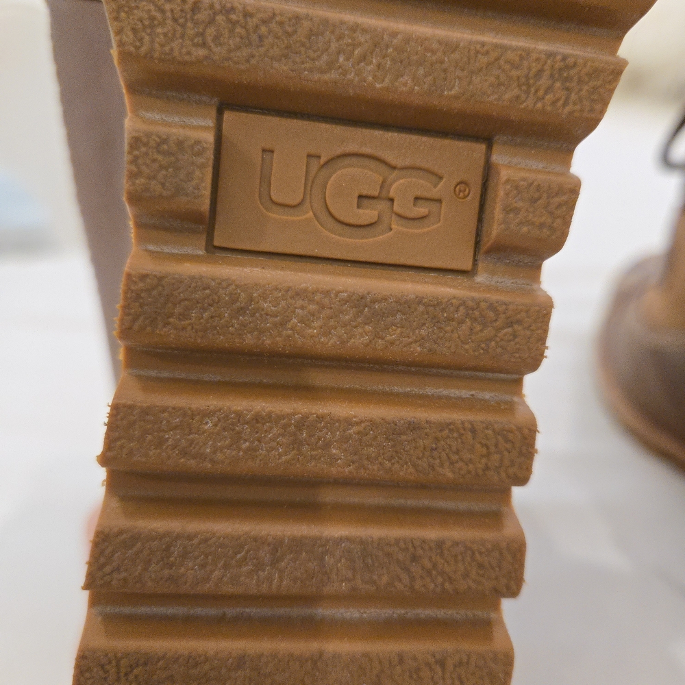 UGG Alasdair Shearling Wedge Boots Size 8 Brown Suede & Leather - Picture 7 of 9